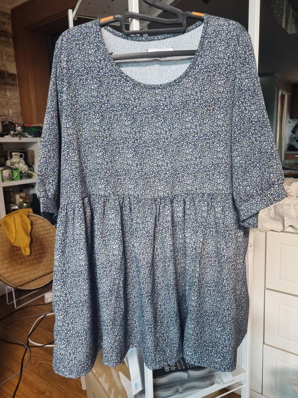 플레어 블라우스