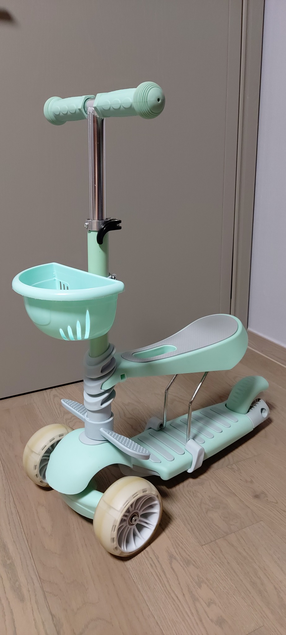 2 in 1 킥보드. 씽씽이.