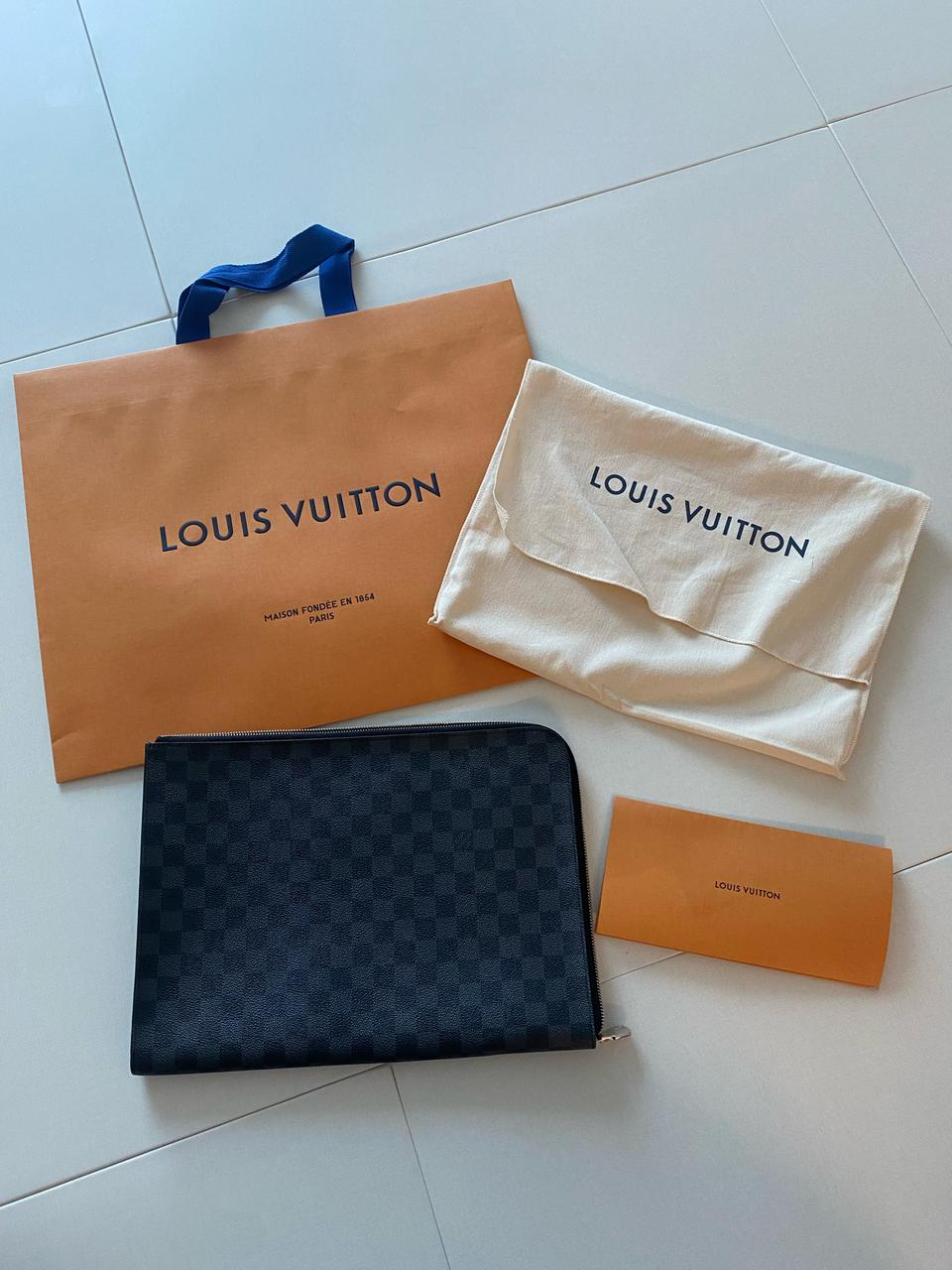 루이비통 남성 클러치백 (포쉐르 주르)