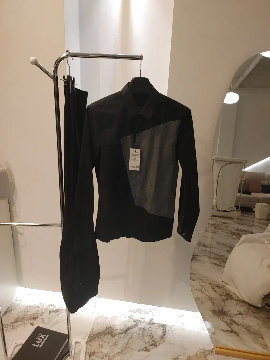 새거 지이크 절개 포인트 셔츠 덤증정!