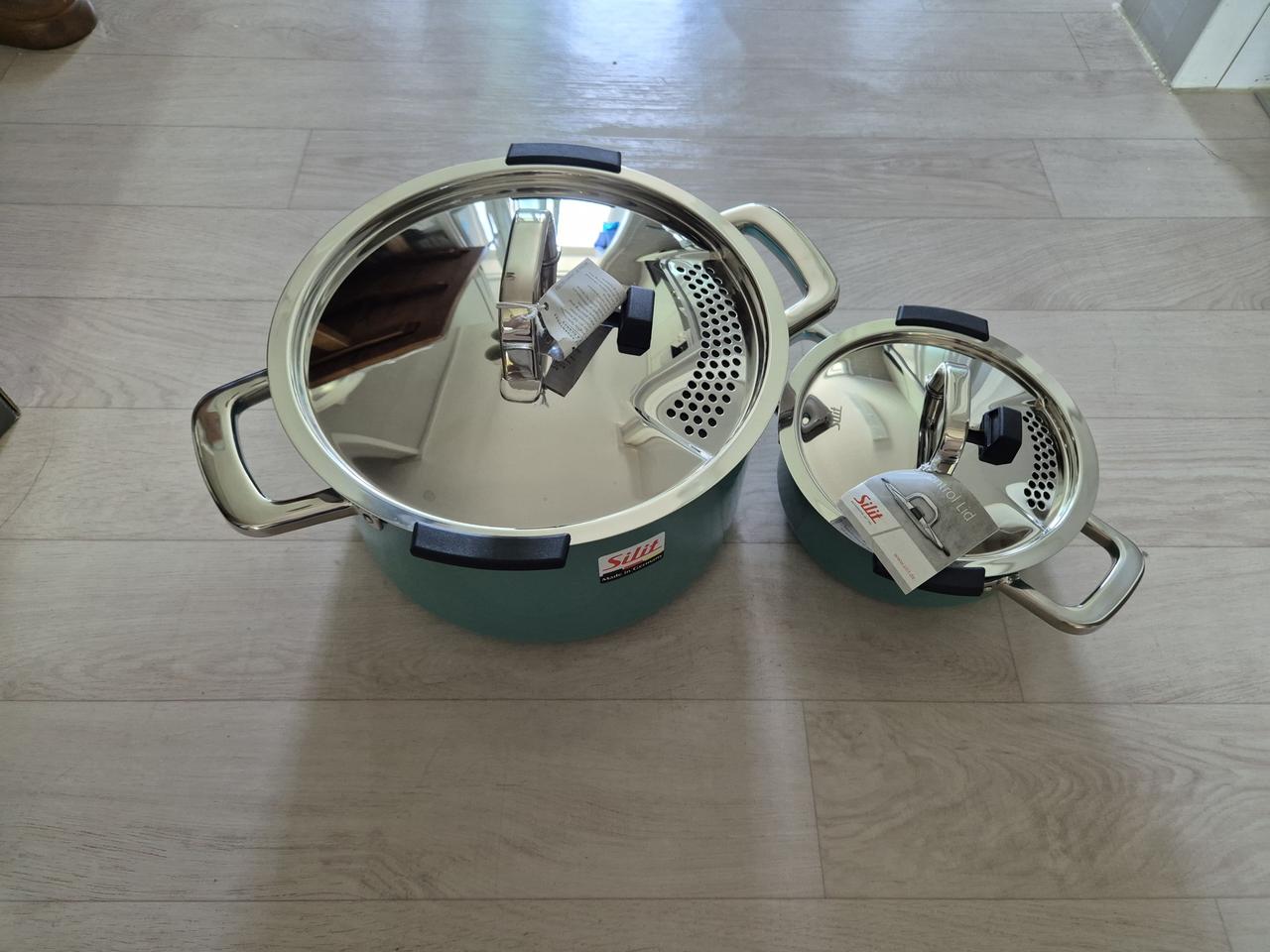 (새제품)  실리트 실리간 무쇠냄비 독일제품 판매합니다