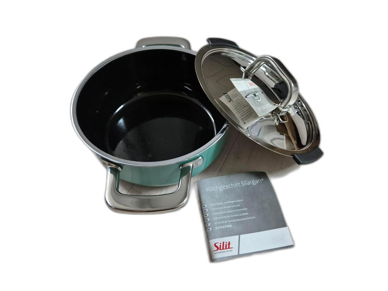 실리트 실리간 무쇠냄비 24cm 새제품 판매합니다