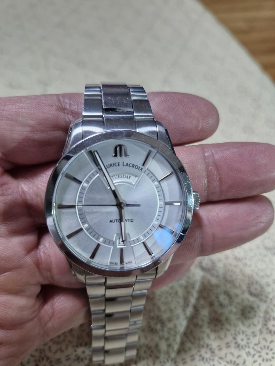 모리스 라크로와 폰터스 데이데이트 오토메틱 41mm