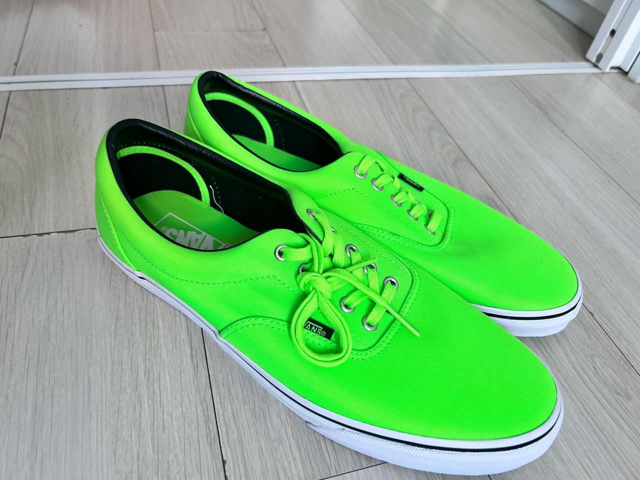 반스 에라 형광그린