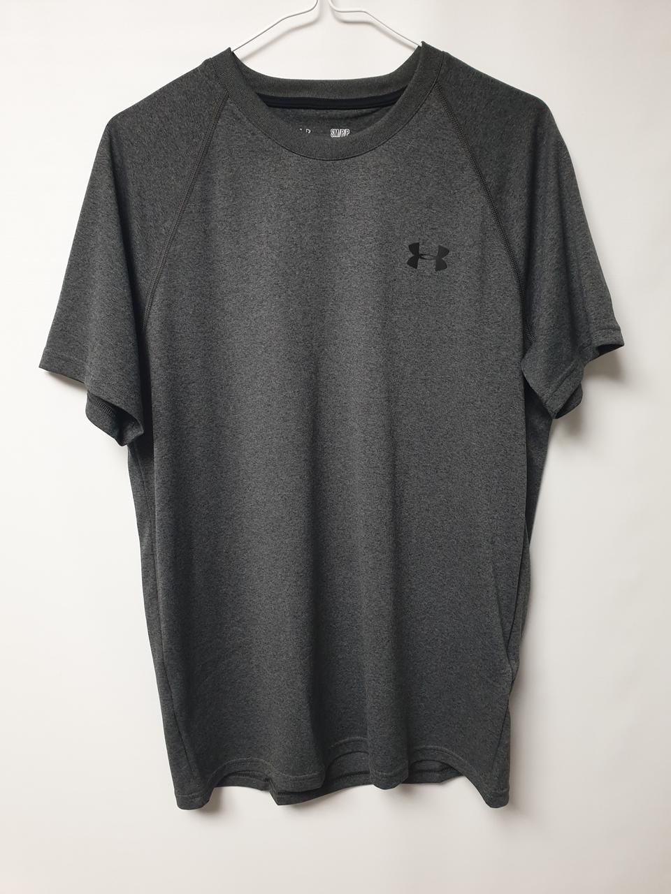 언더아머 반팔티
