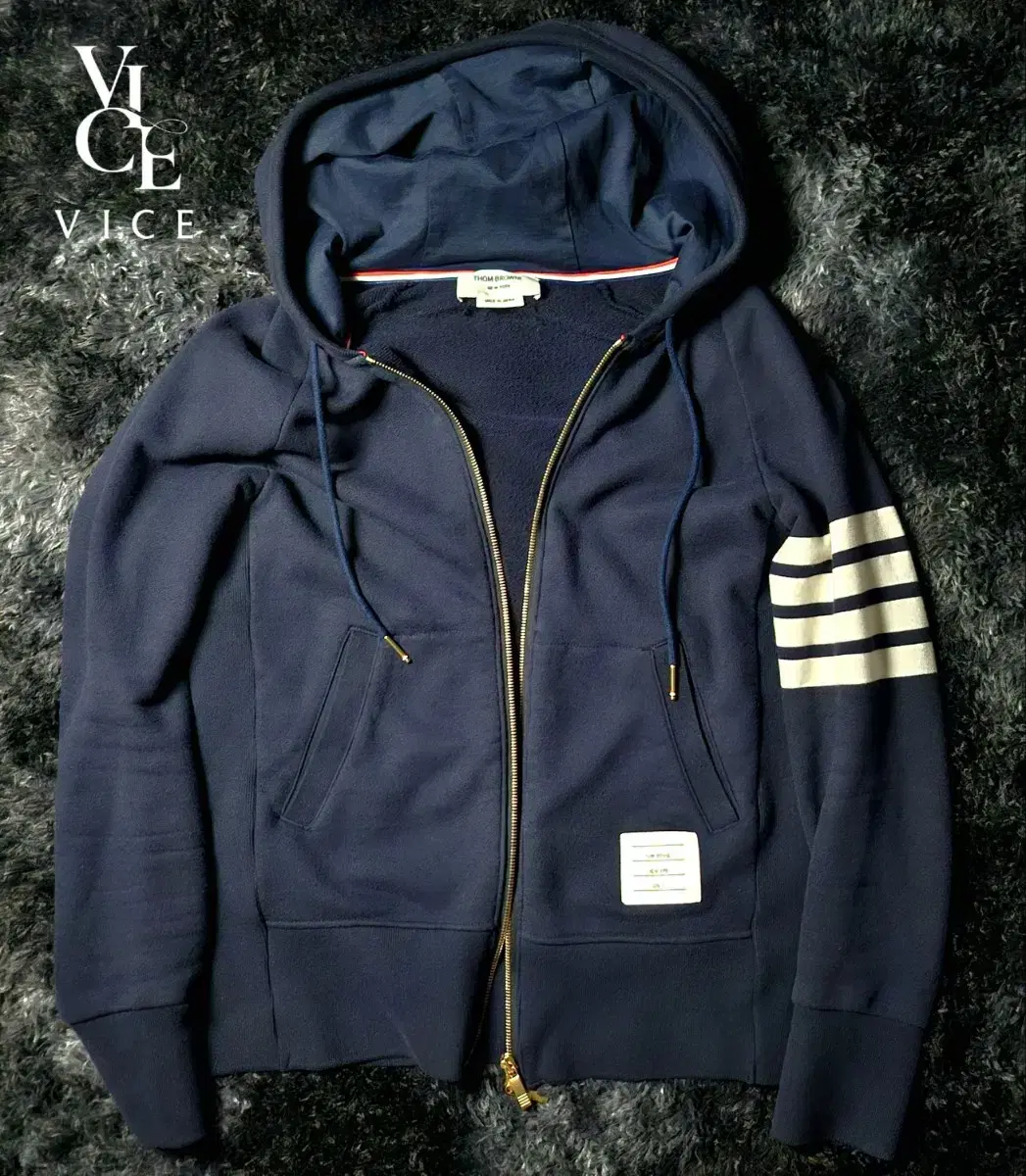톰브라운 4바 엔지니어 네이비 금장 후드집업 [바이스]