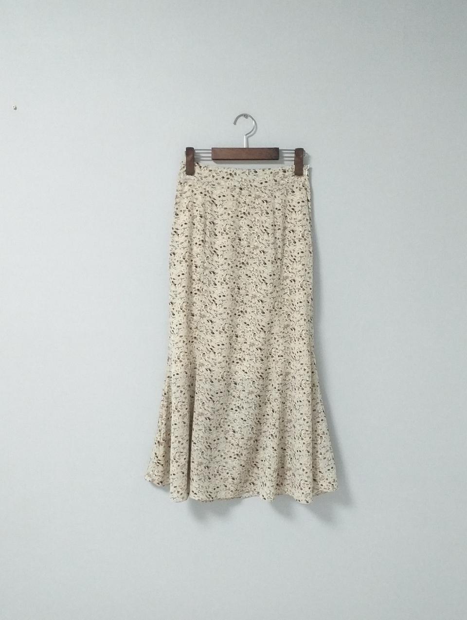 쉬폰 뒷밴딩 치마  (55,거의새것,무료배송)