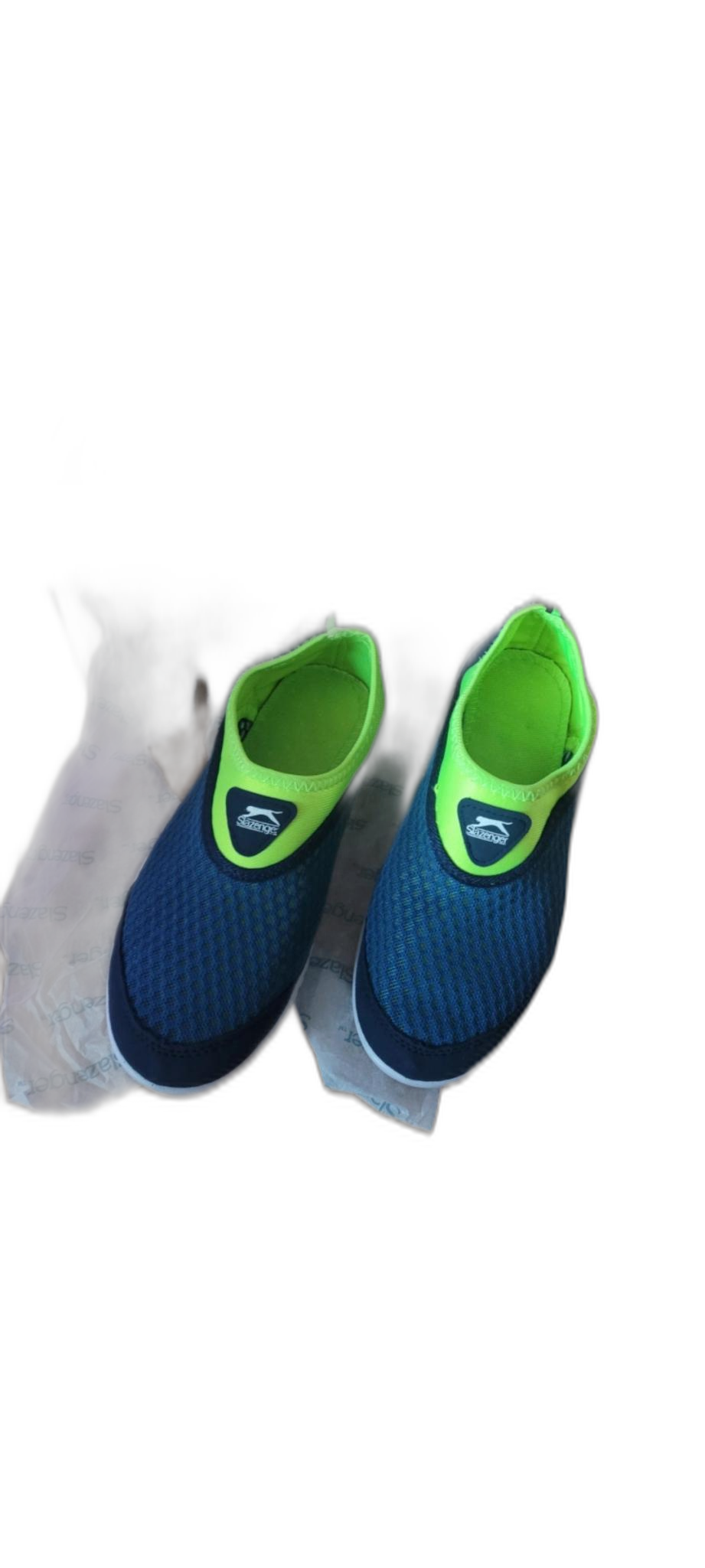 아쿠아슈즈 슬레진져