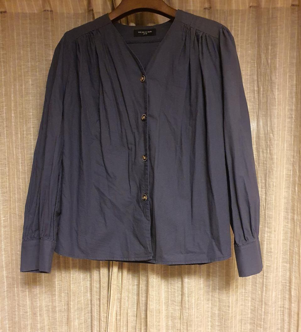 네이비 블라우스