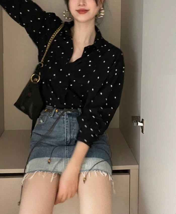 거의 새상품 백화점 예스비 블라우스 여성 긴팔 의류 셔츠