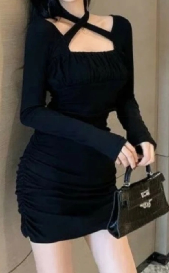 슬림핏 홀더넥 미니원피스