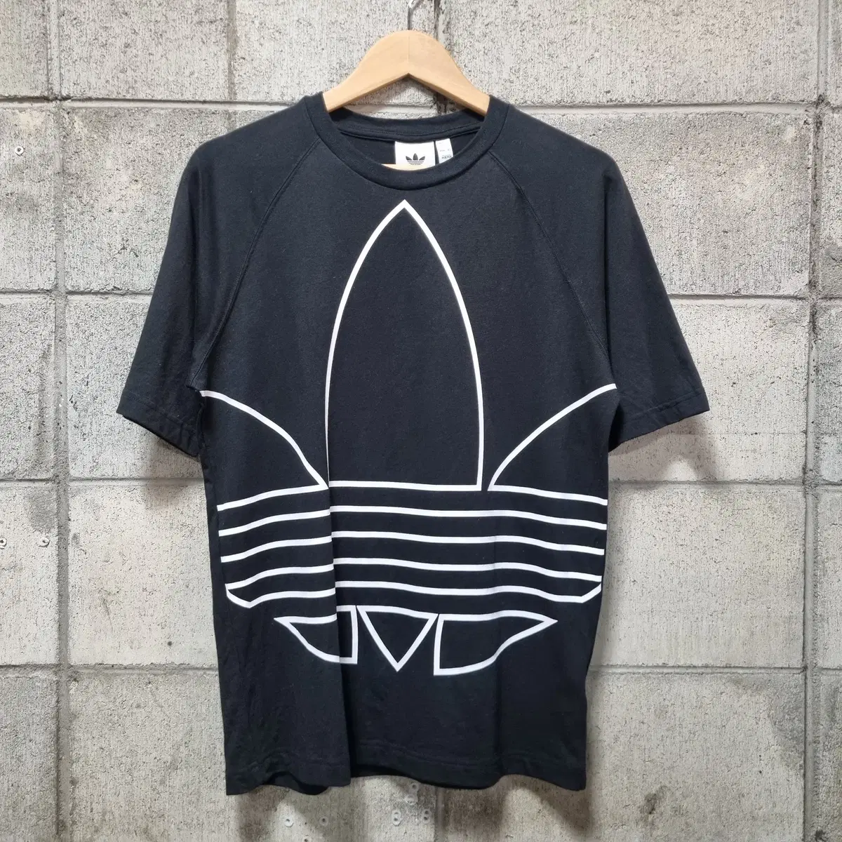 아디다스 오리지날 반팔 티셔츠 S