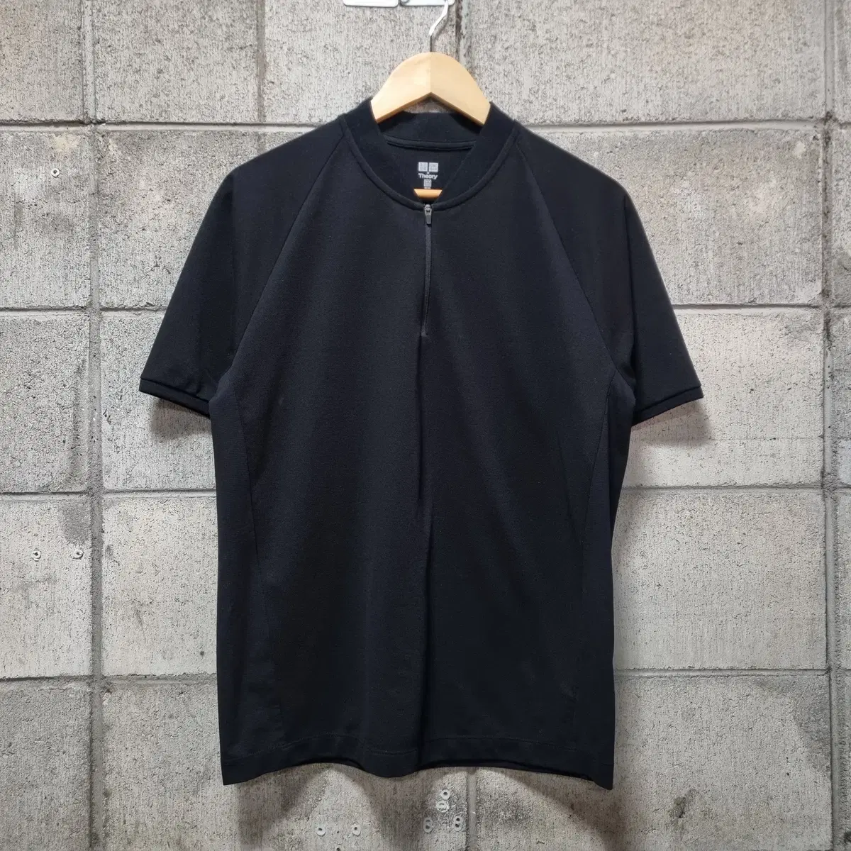 유니클로 띠어리 반팔 티셔츠 L (번32