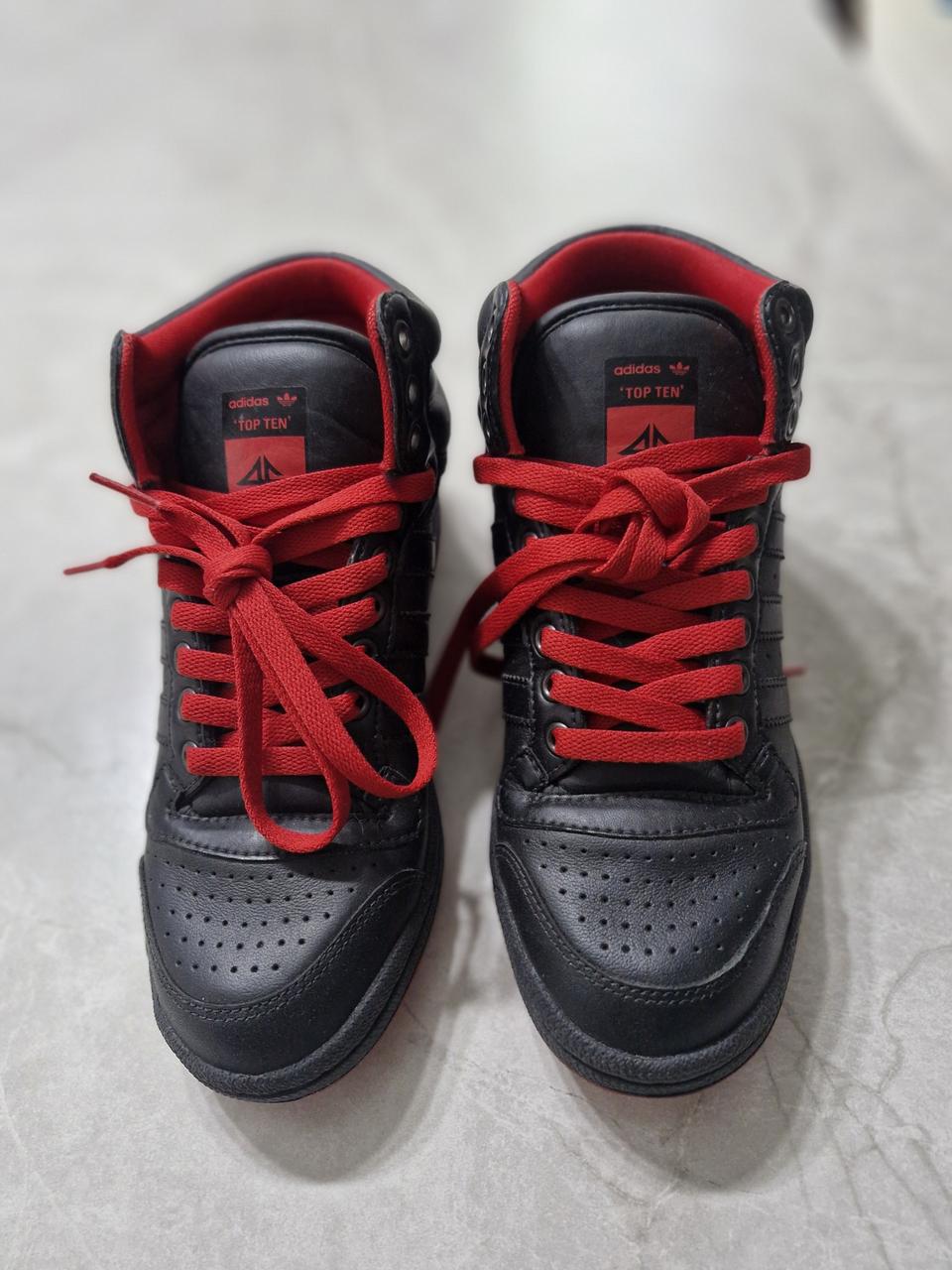 아디다스 오리지널 240