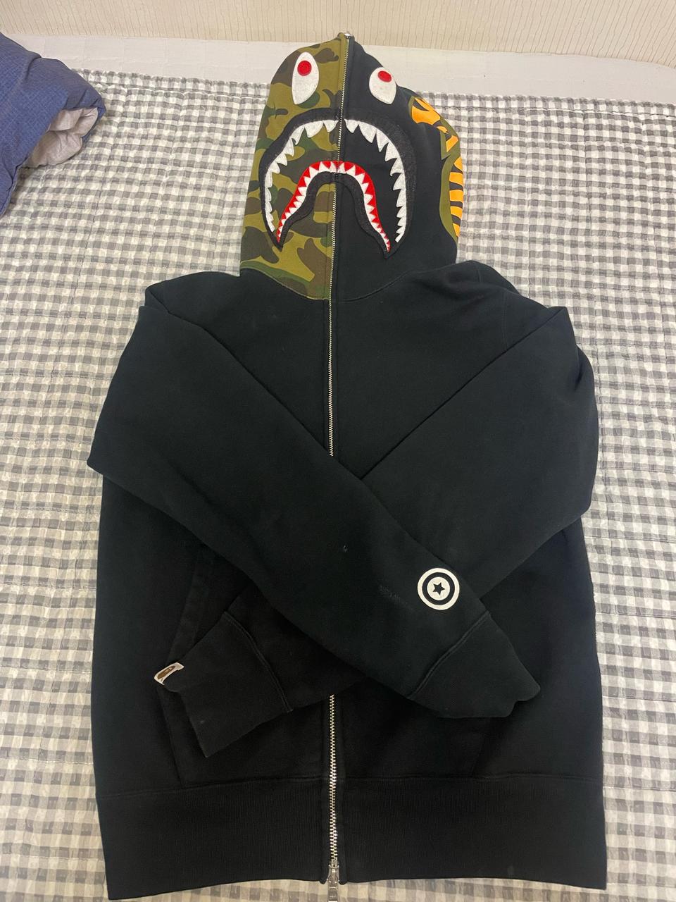 베이프 후드집업