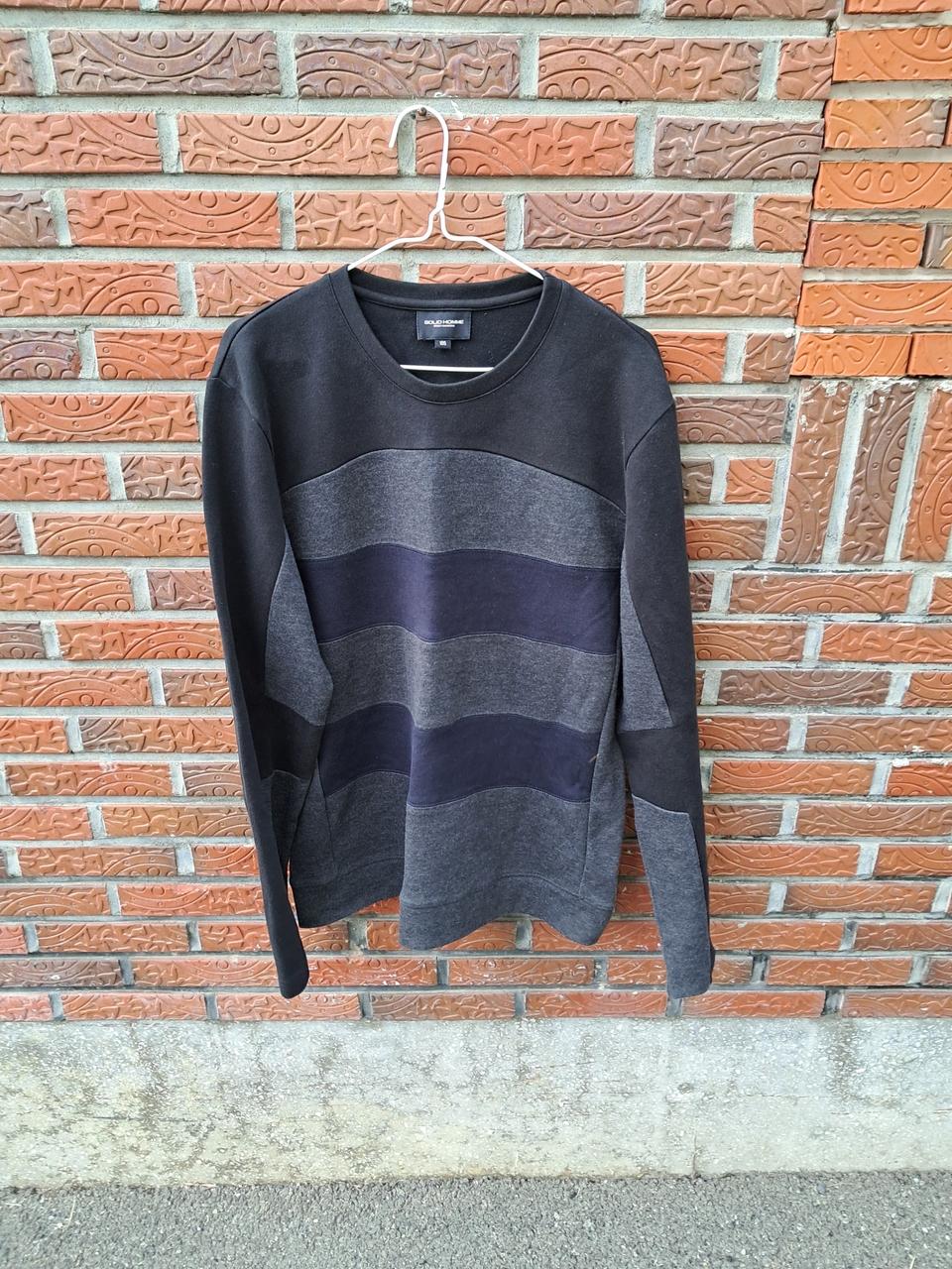 우영미 솔리드 옴므 맨투맨