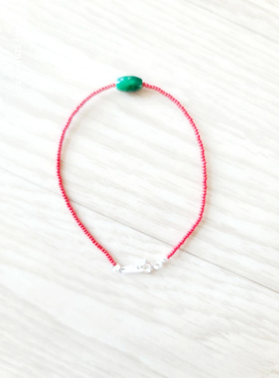 글라스 비즈 와  옥  순은 팔찌 입니다