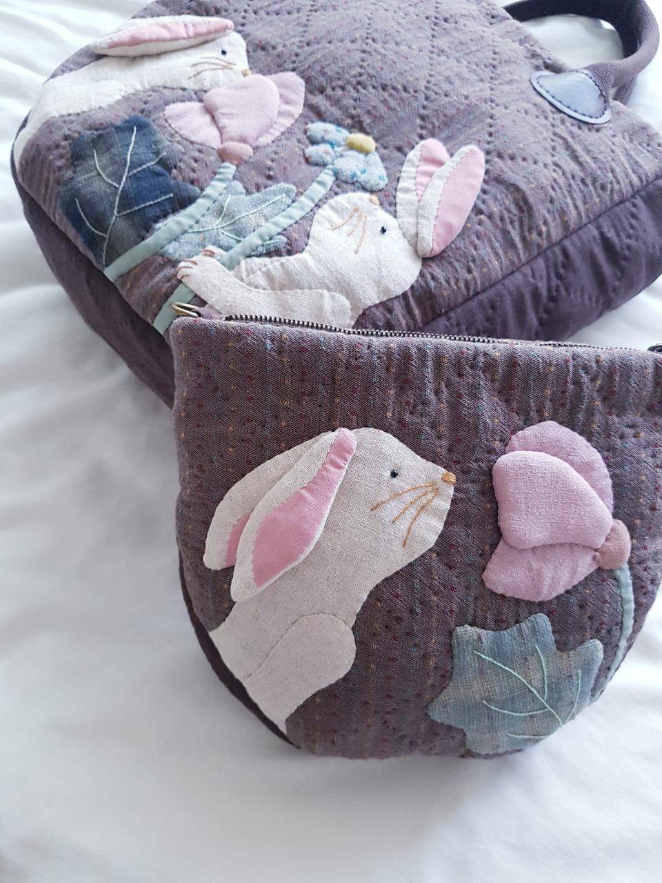 토끼 꽃향기 아플리케 퀼트 크로스백(퀼트가방,파우치)