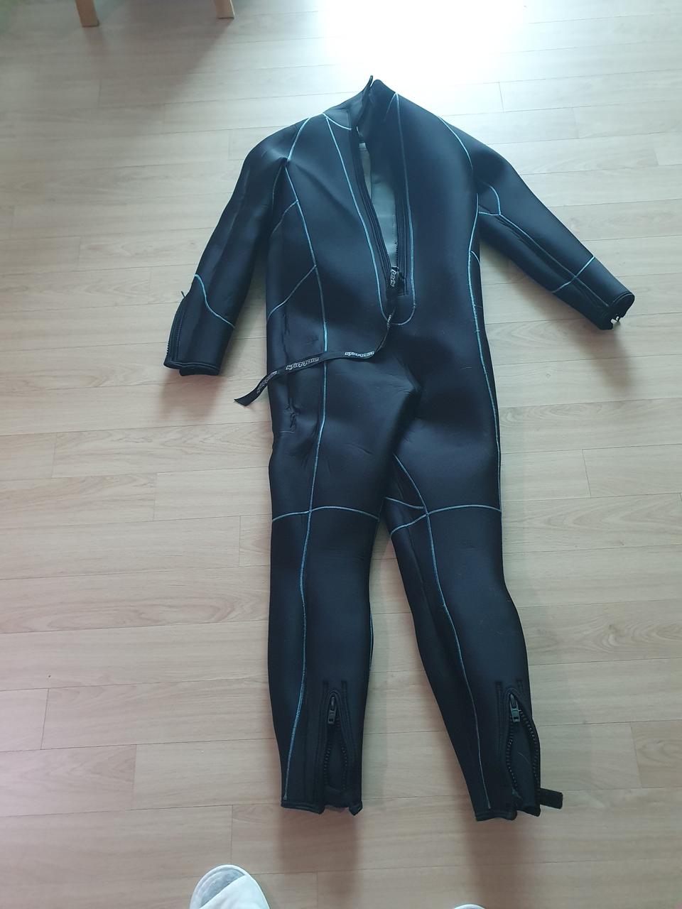 다이빙 슈트