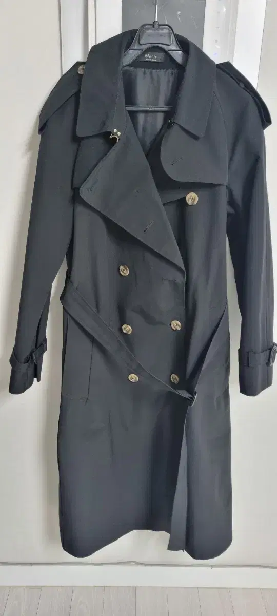 마리마켓 롱트렌치(1회착용)