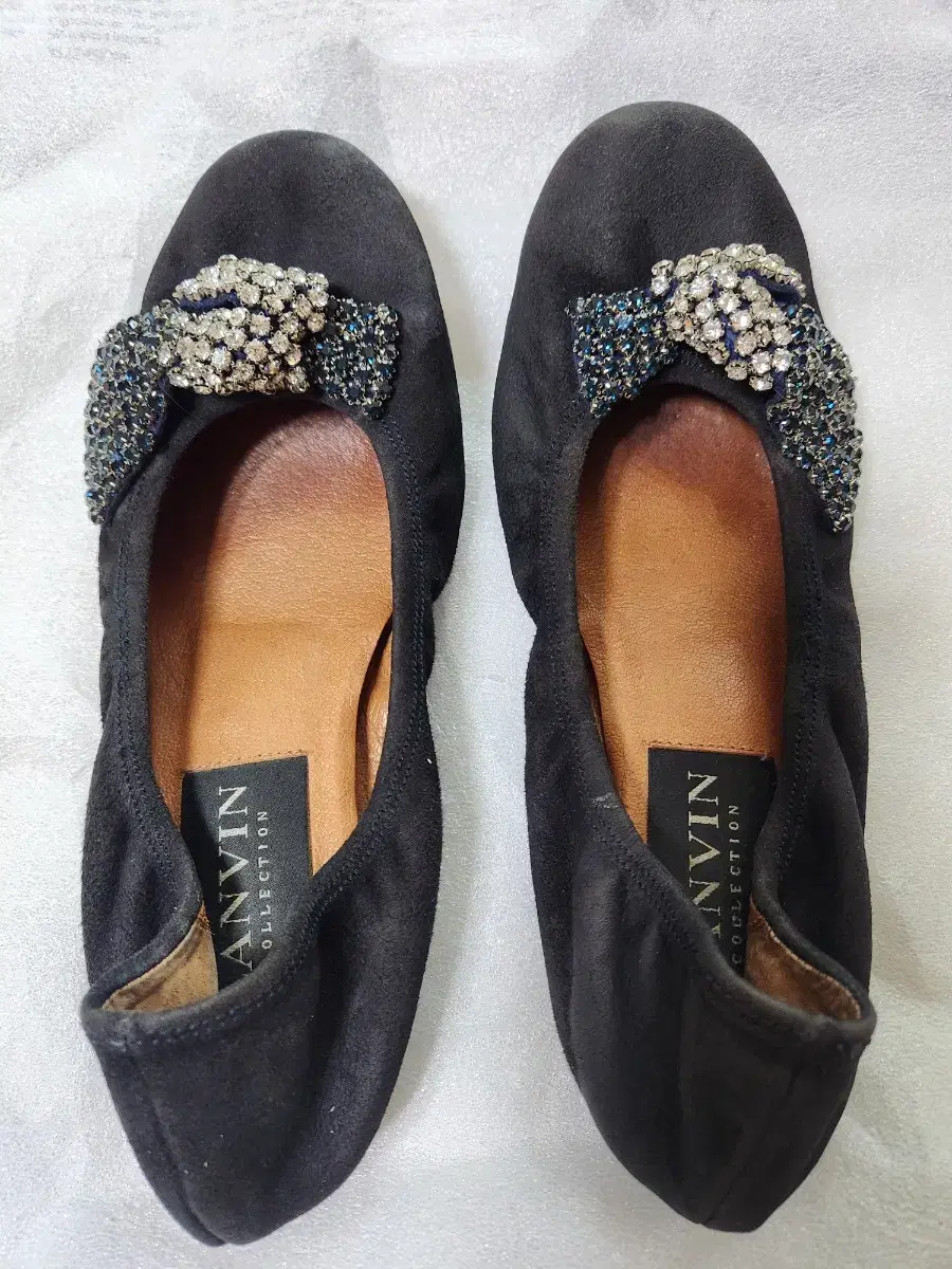 랑방 플랫슈즈 사이즈240