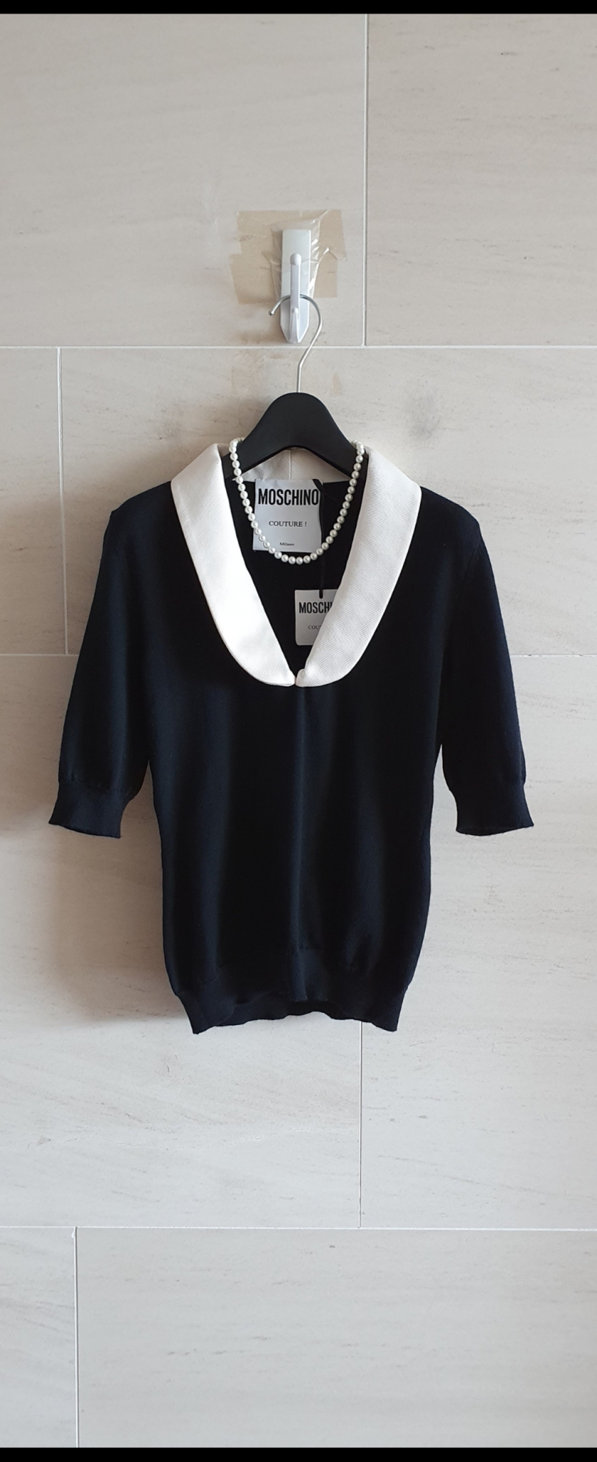 (정품) MOSCHINO(새상품) 카라 니트