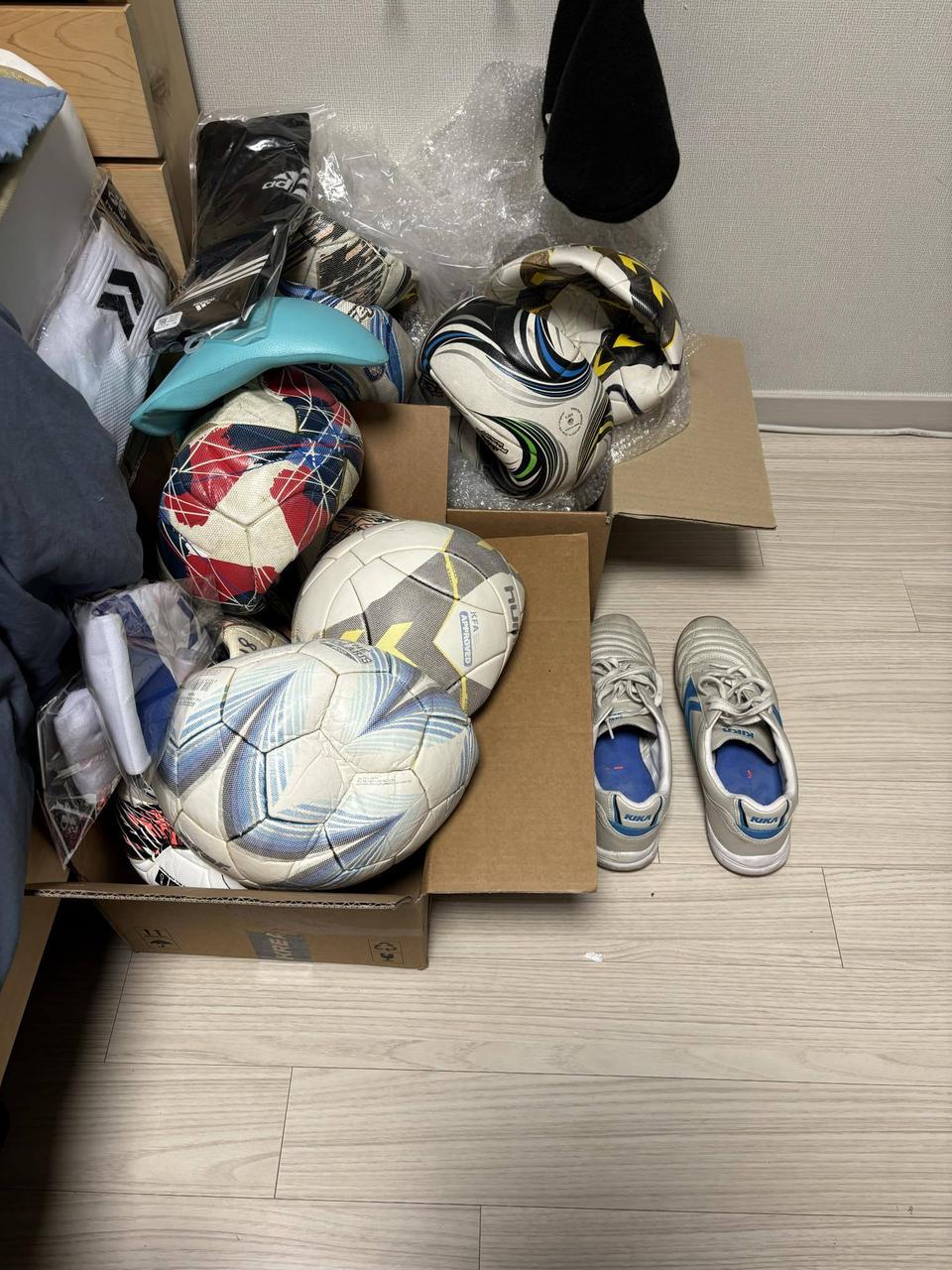 각종 축구공 등등 축구용품