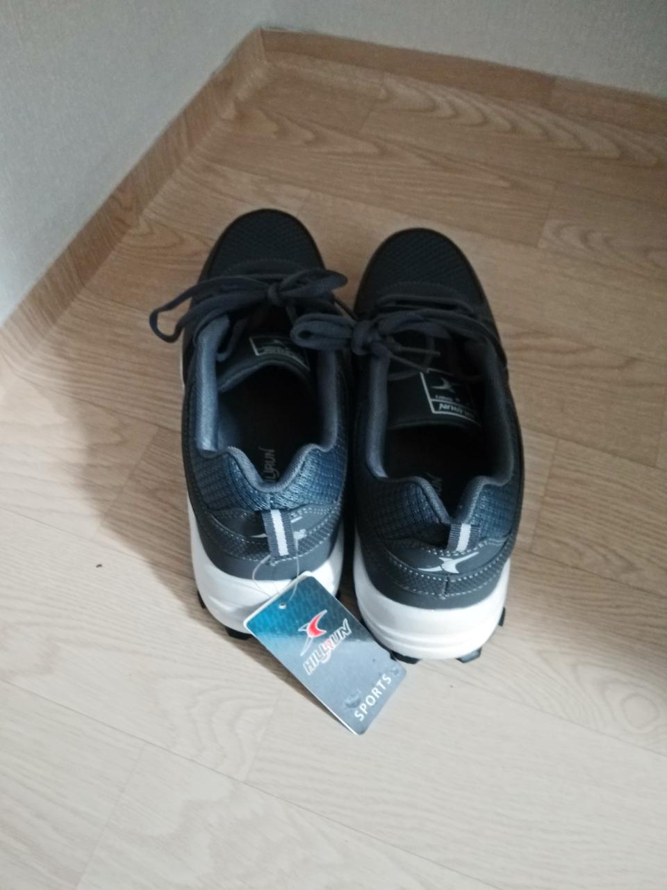 남성 운동화 애거 사이즈270