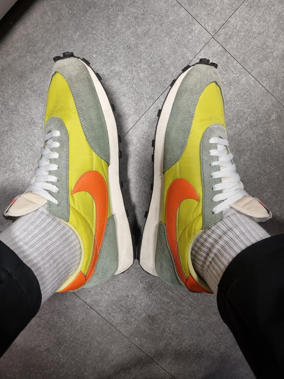 나이키 데이브레이크 라임라이트