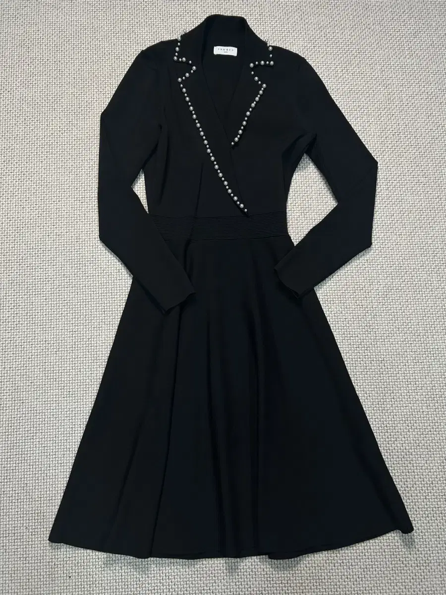 산드로 진주카라원피스