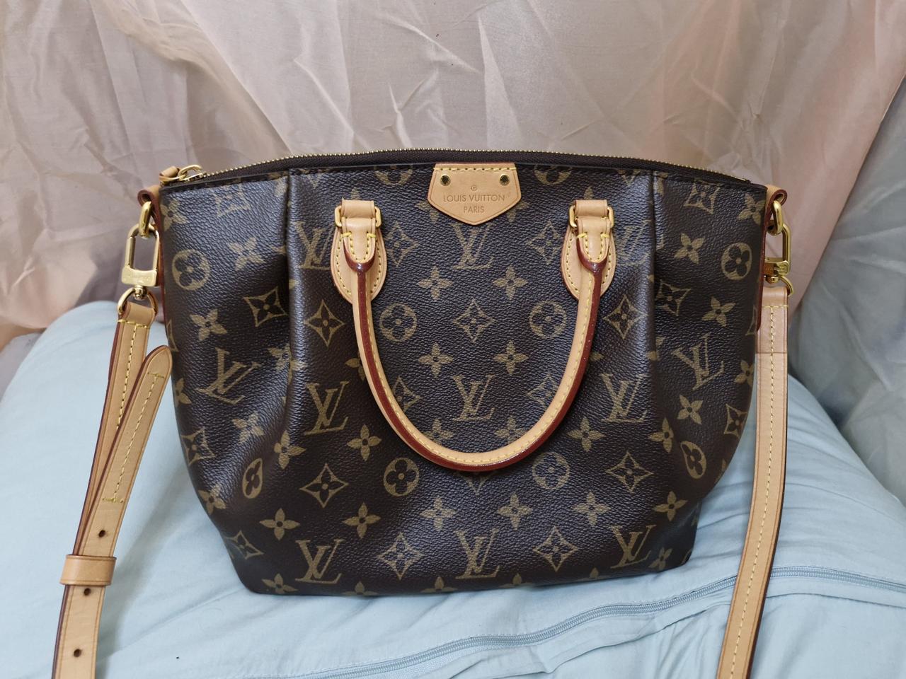 루이비통 튀렌느 PM 숄더백