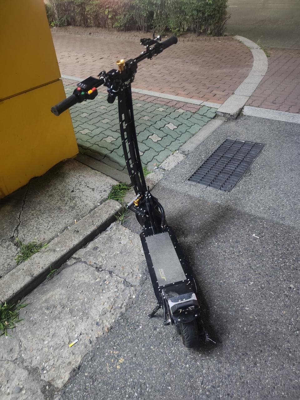 위페드 smax10 스맥스10 전동킥보드팝니다