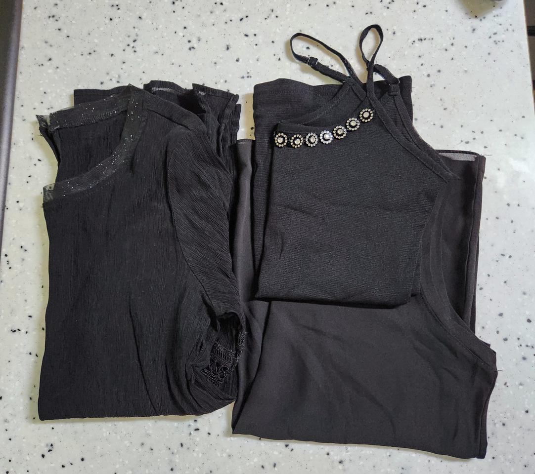 여성 여름블랙티셔츠일괄(3벌)