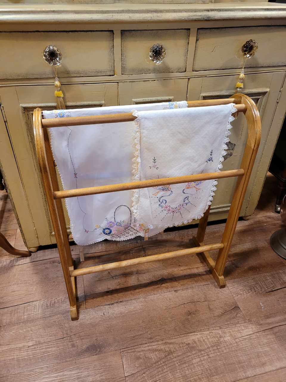 앤틱 빈티지 3단 원목 원단 거치대 엔틱