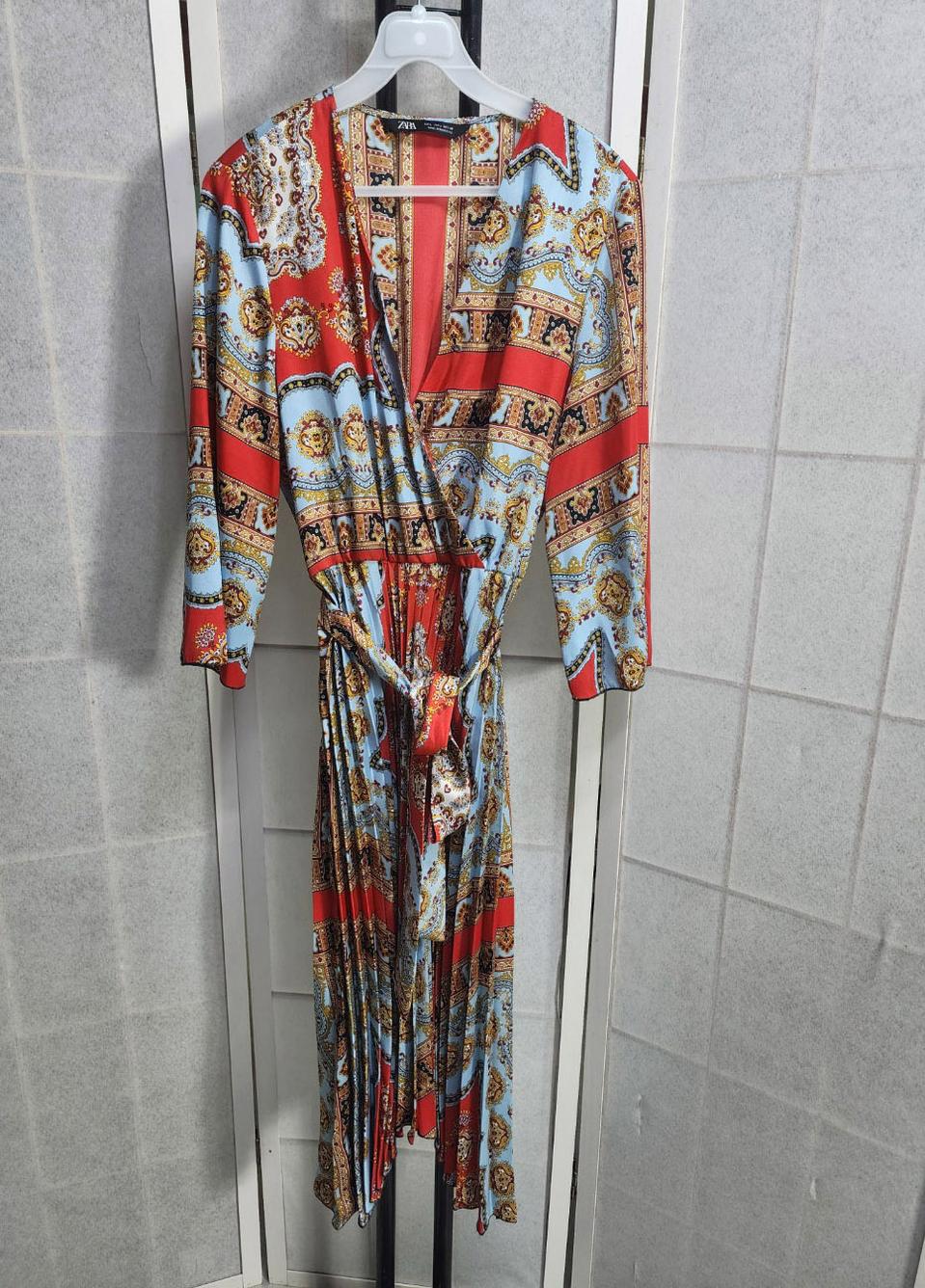 자라원피스L 롱원피스  새옷수준 패턴원피스