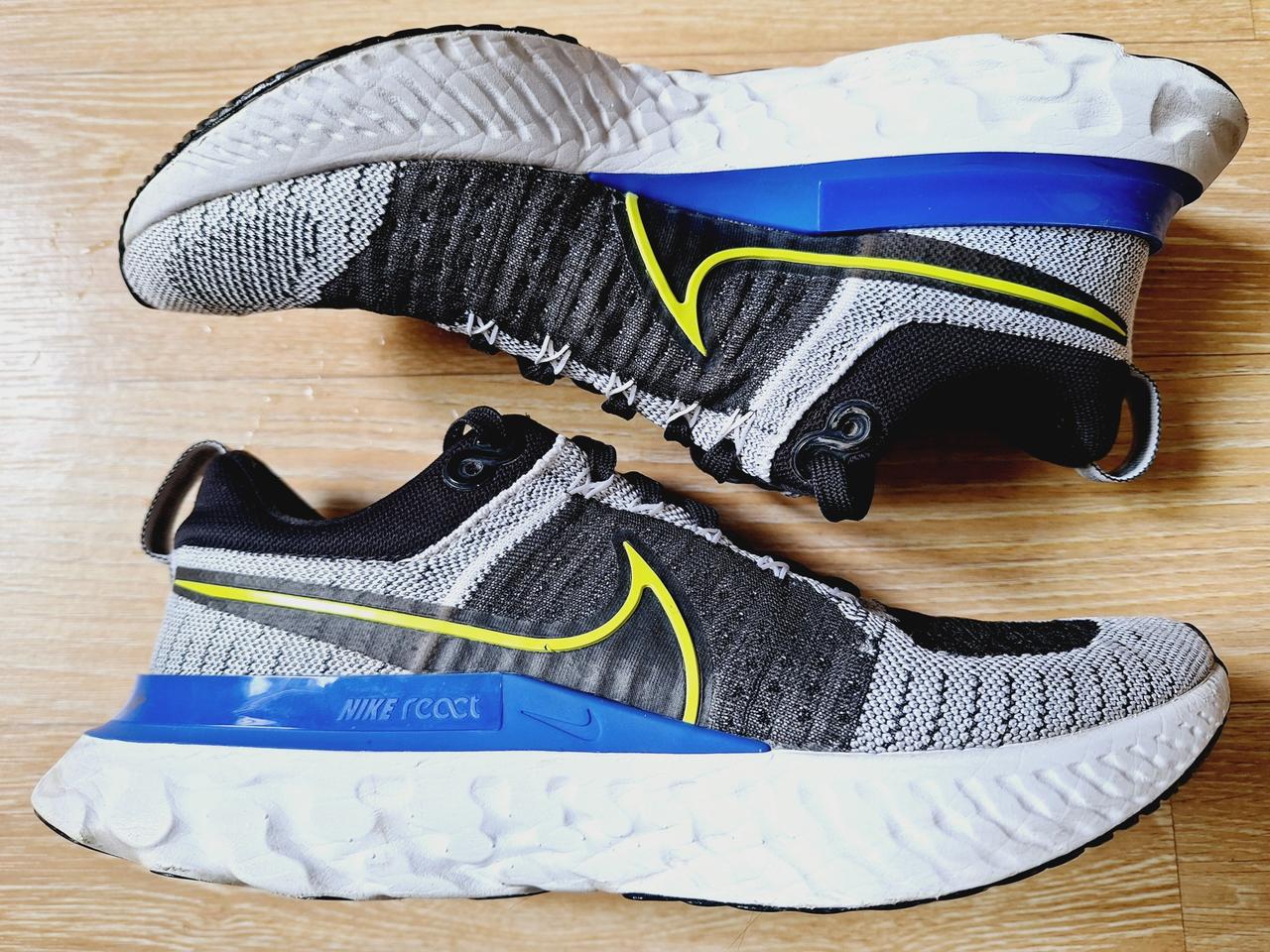 나이키 리액트 인피니티런 플라이니트 2 정품 운동화 러닝화