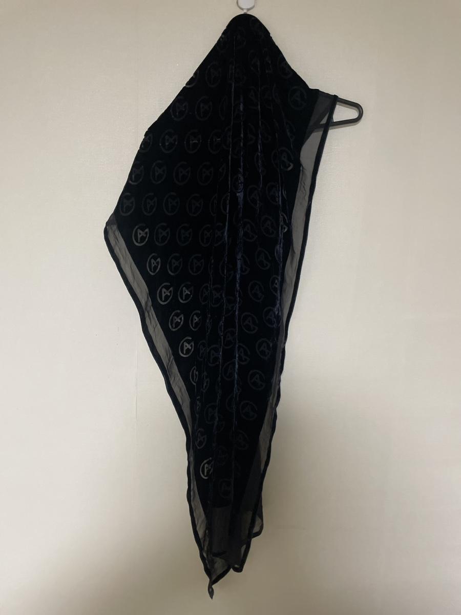 조르지오 아르마니 스카프