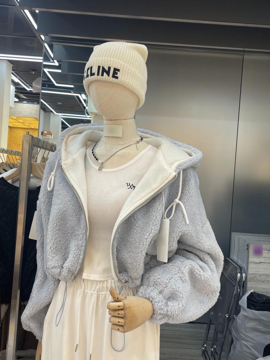 새상품 양털 뽀글이 크롭 후드 집업