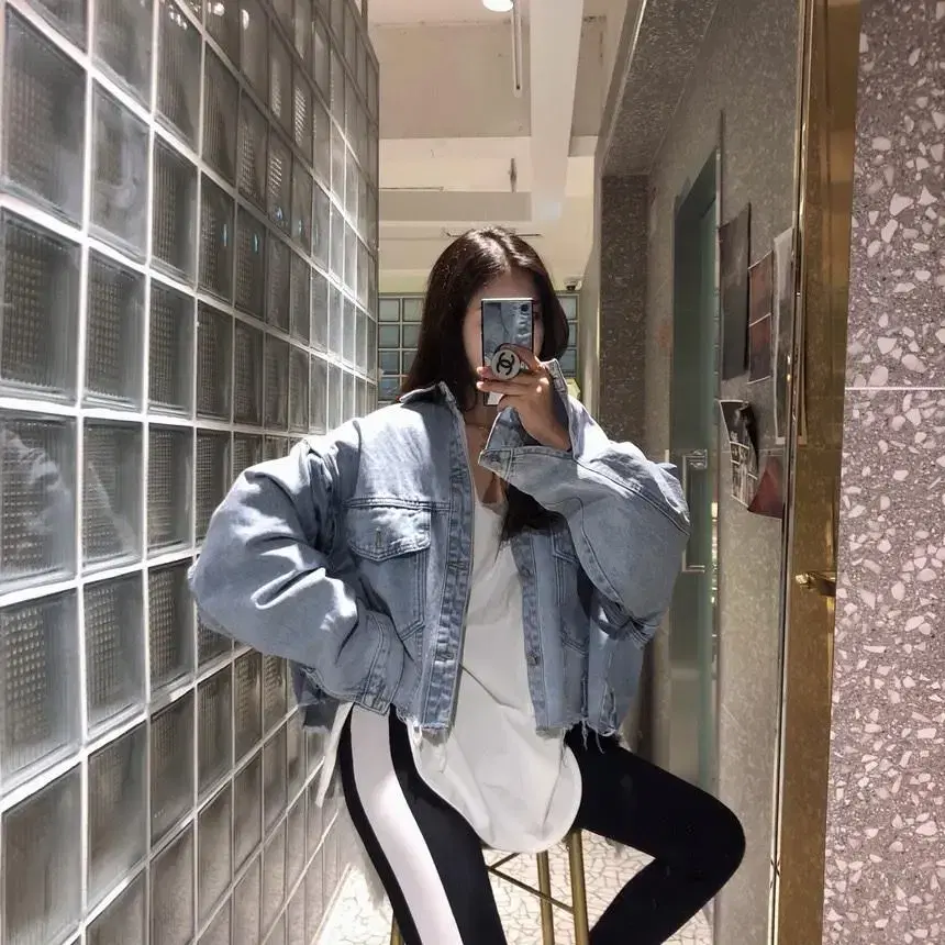 크롭 오버핏 빈티지 밑단 컷팅 숏 데님 청자켓