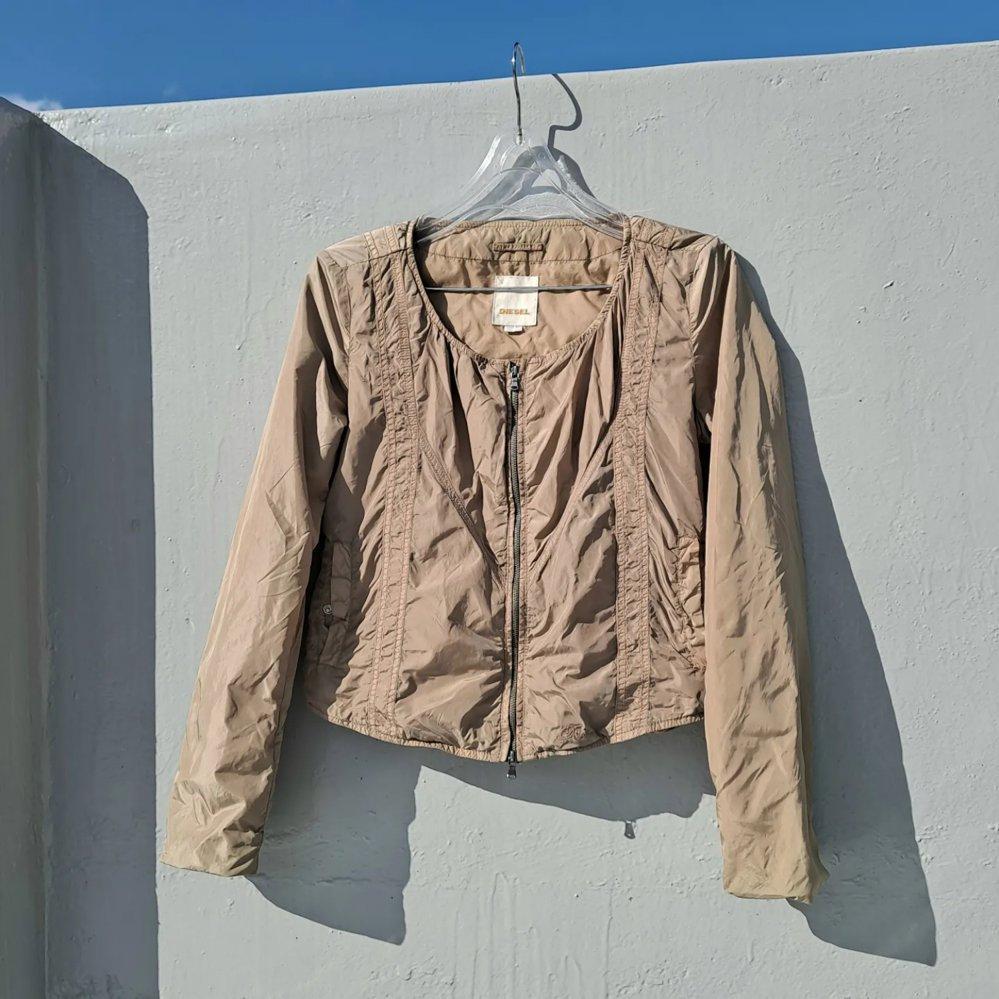 [디젤] y2k 나일론 논카라 자켓