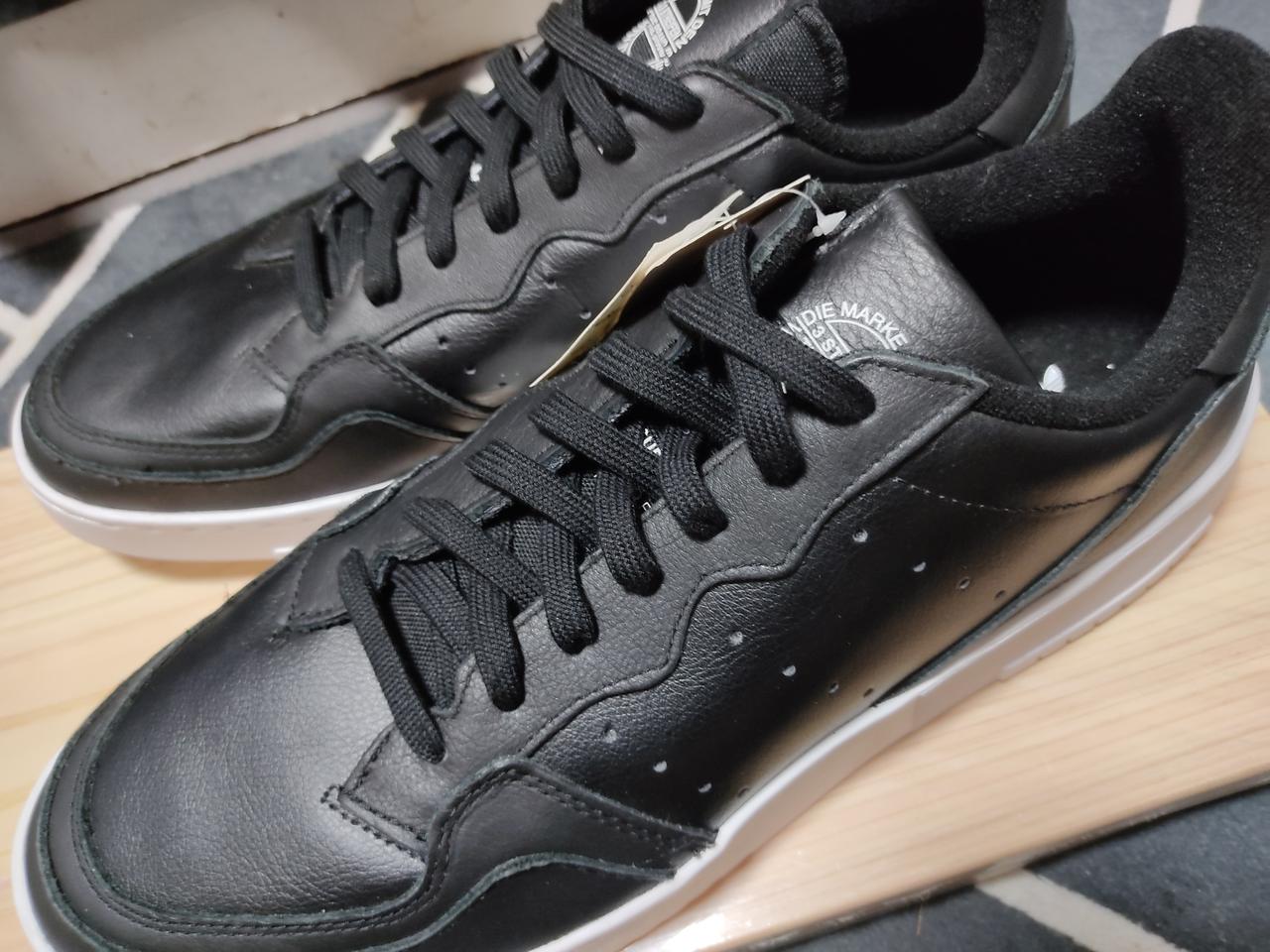 아디다스 슈퍼코트 블랙 슈즈 290 운동화 새제품 EE6038