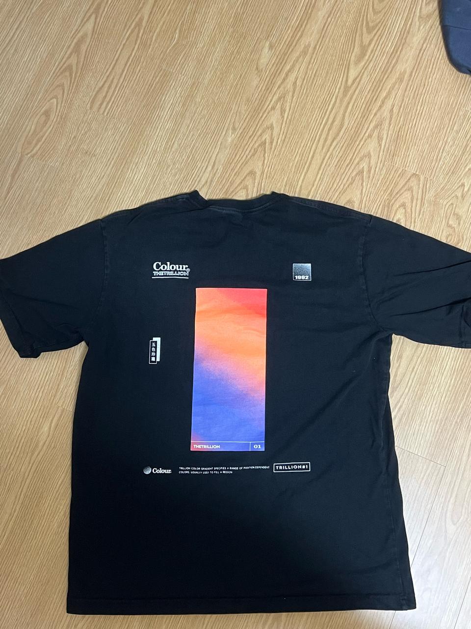 Colour 반팔티 판매