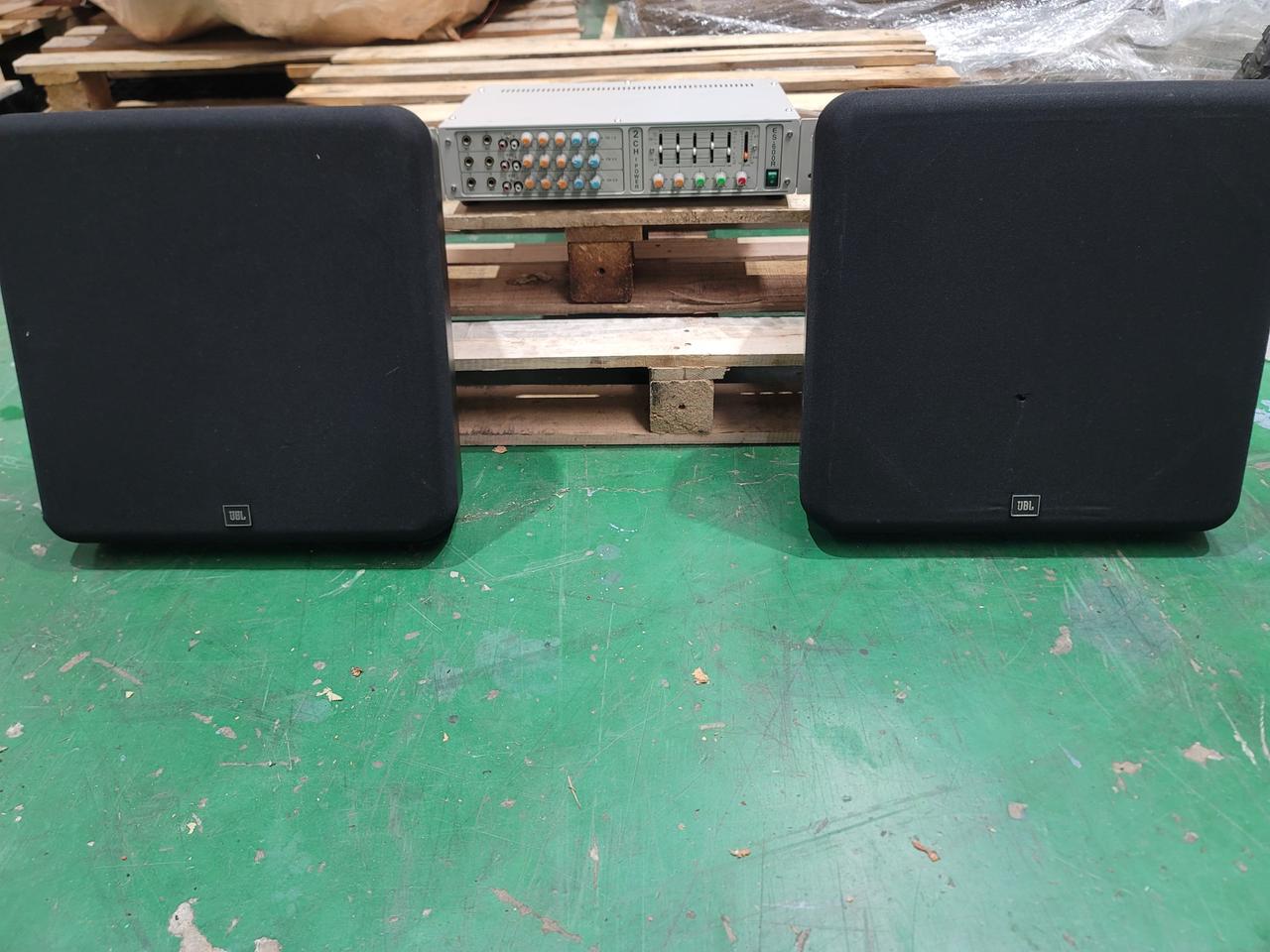 JBL 8330A 스피커 1조,앰프믹기 입니다