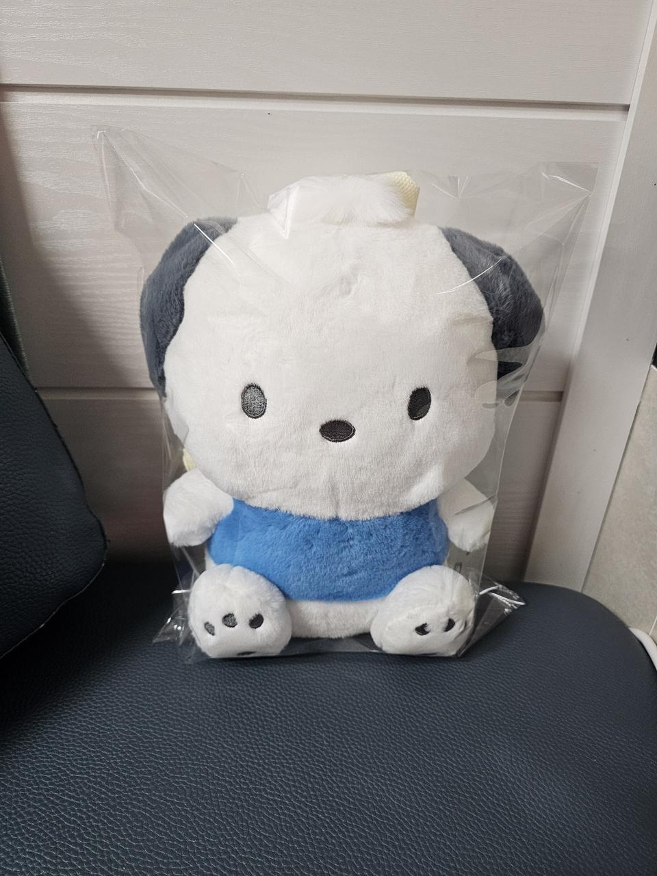 산리오 포차코 인형 백팩 새거 팔아요