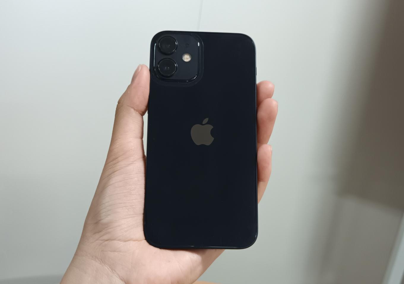 아이폰12미니 128GB 블랙 약정없는 특SS급 공기계 40만원 판매