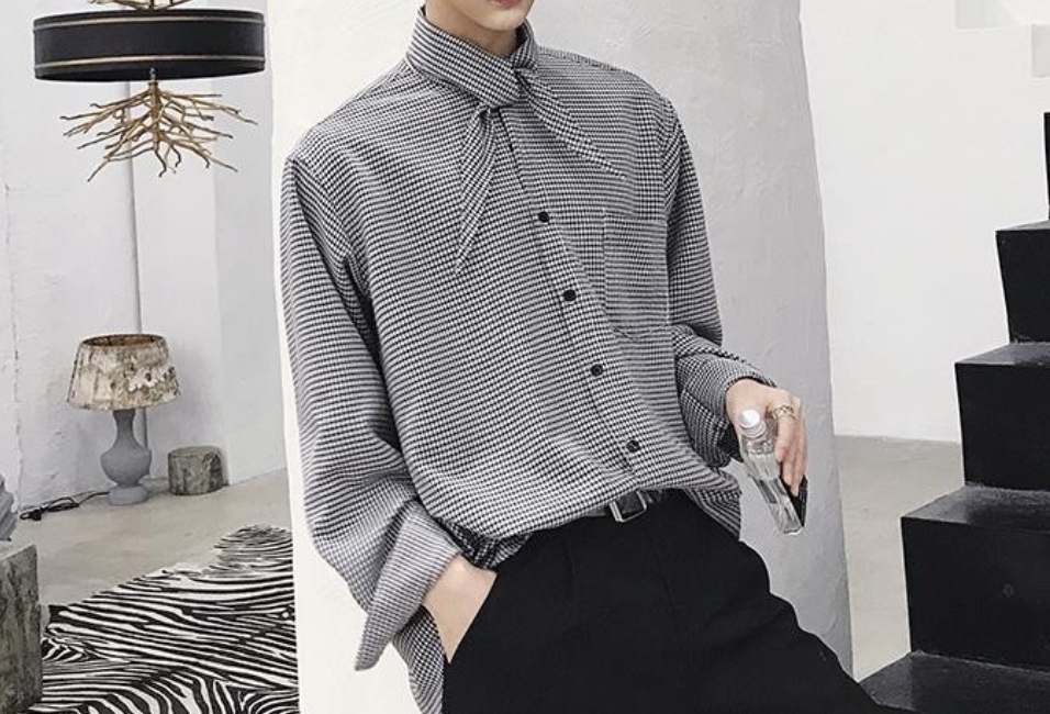 새상품 롱카라쁘띠리본셔츠