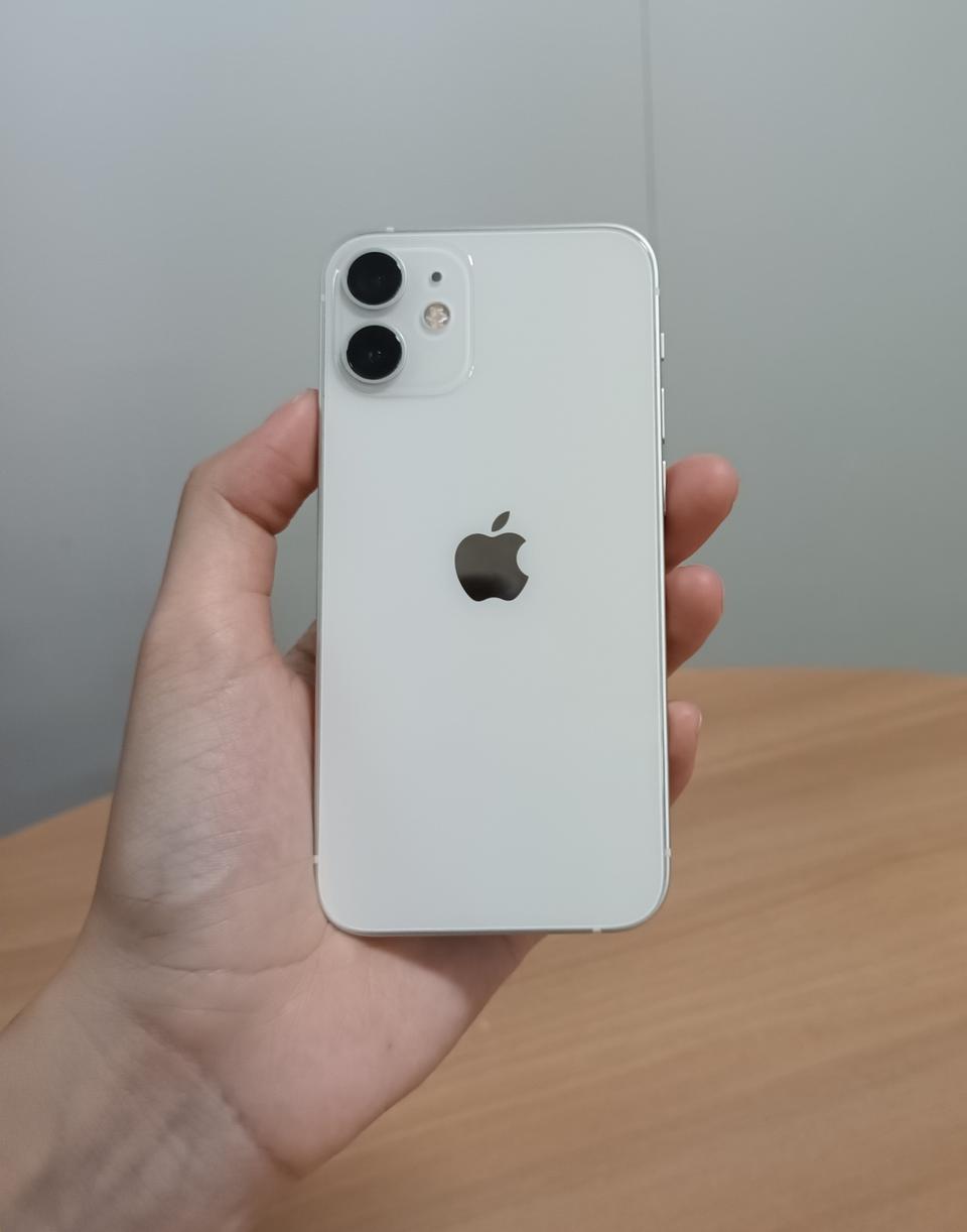 아이폰12미니 128GB 화이트 약정없는 S급 공기계 39만원 판매