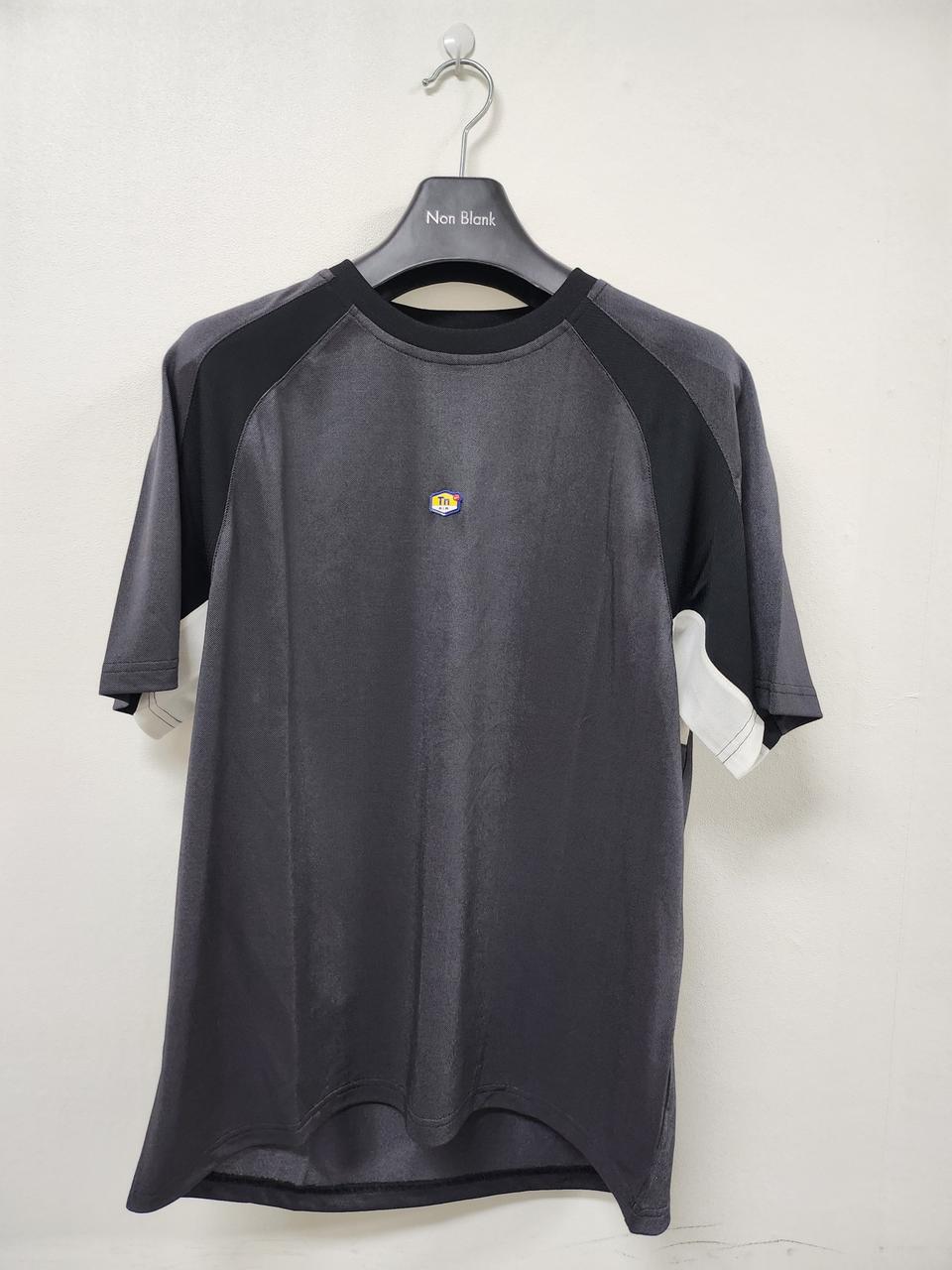 나이키 반팔 카라 티셔츠 M사이즈 판매합니다.