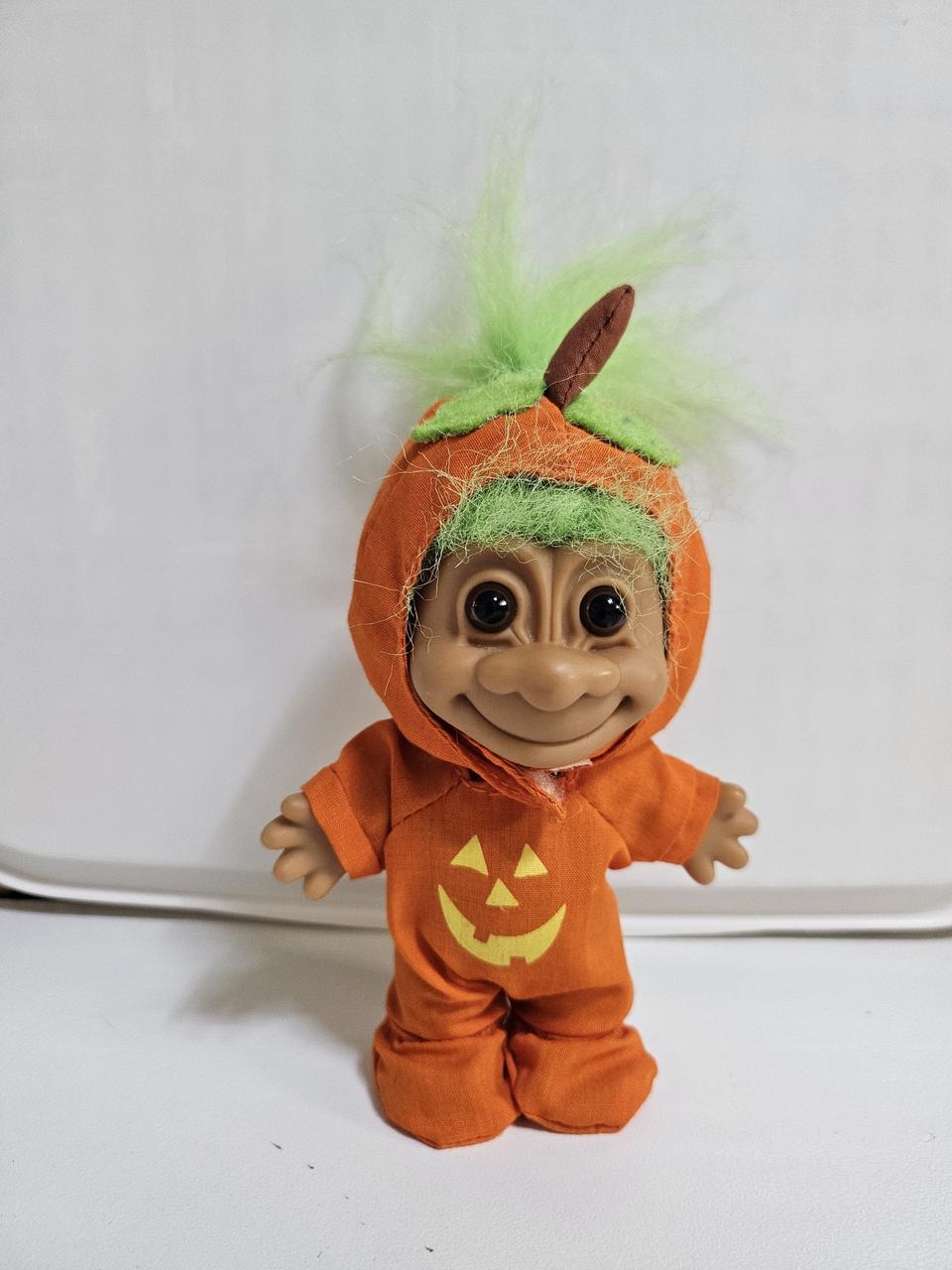 빈티지 트롤 할로윈
