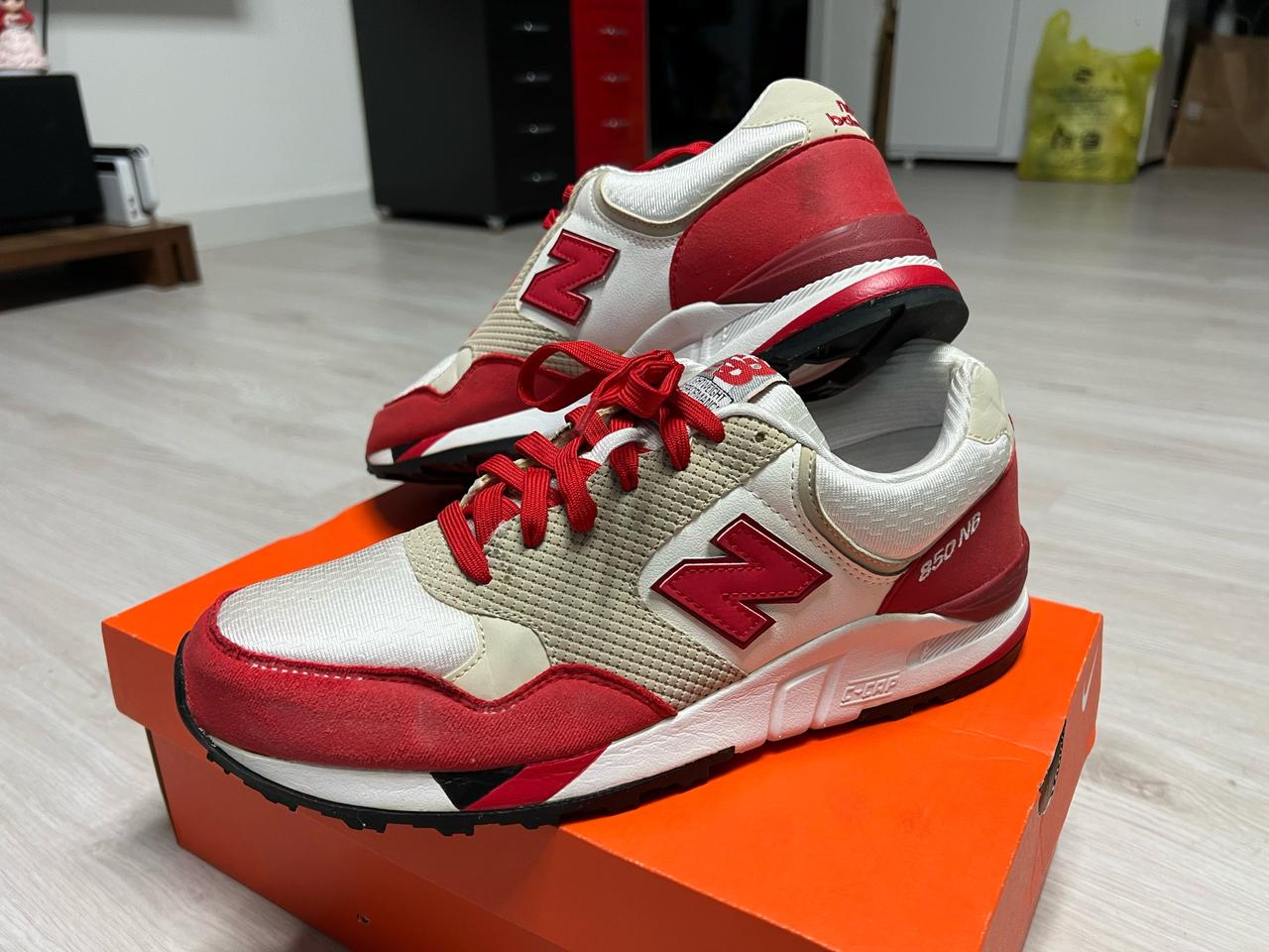[270] 뉴발란스 850 화이트 레드